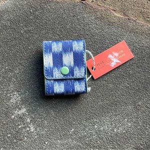 Anthropologie -Airpod Case